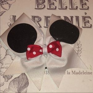 Disney cheer bow